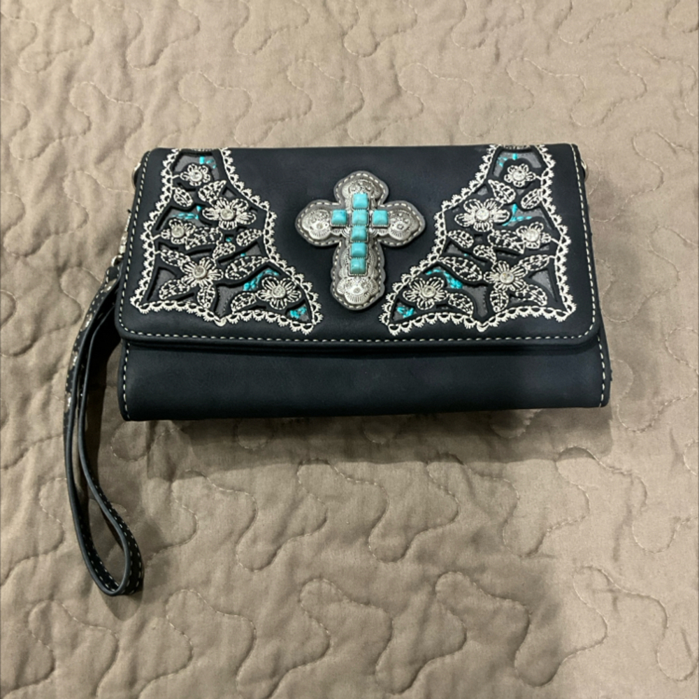 MOUNTAIN WEST WRISTLET